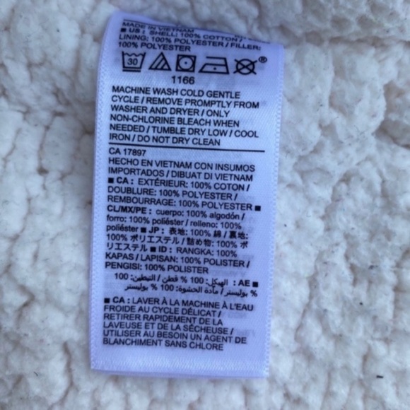 Old Navy toddler boys vest Size 12-18 months red plaid flannel warm fleece lined - Picture 6 of 6